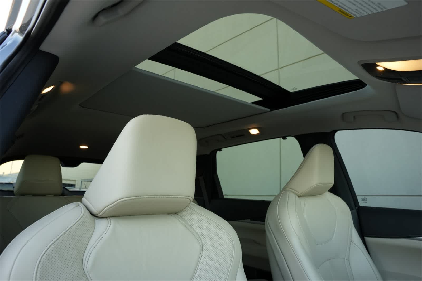 2022 INFINITI QX60 SENSORY