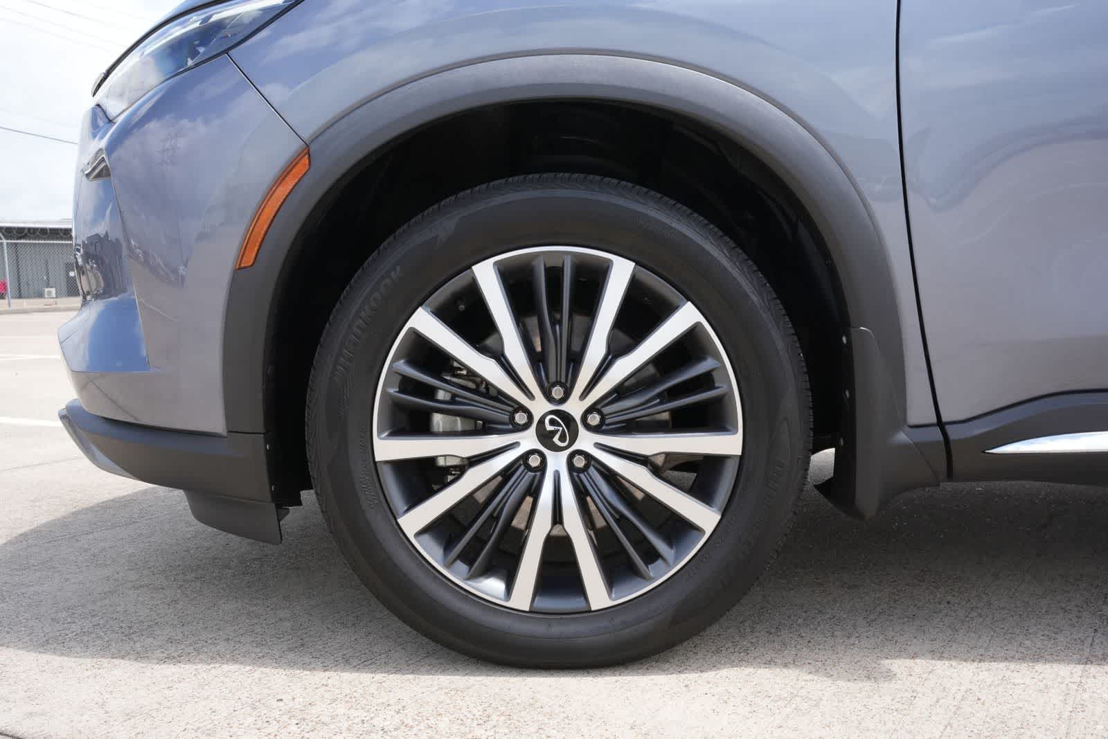 2023 INFINITI QX60 SENSORY