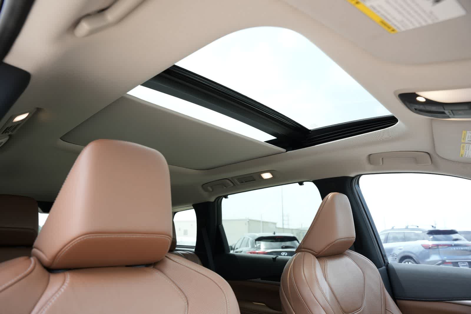 2023 INFINITI QX60 SENSORY