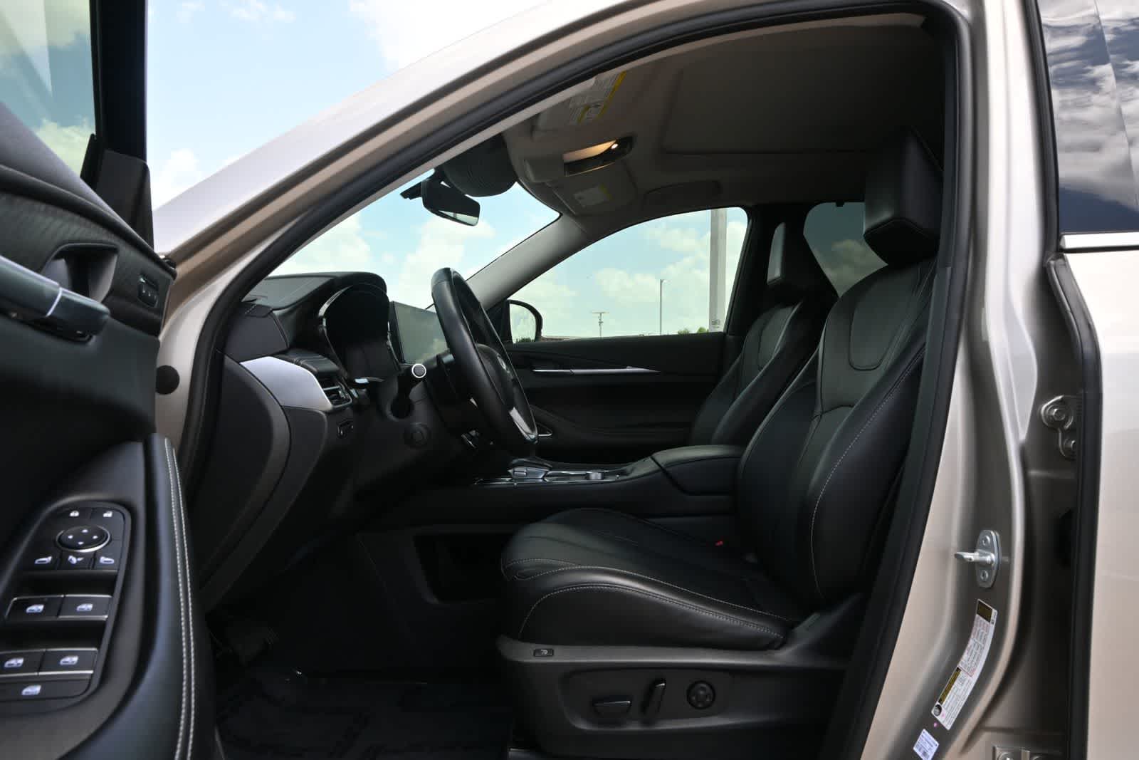2023 INFINITI QX60 SENSORY