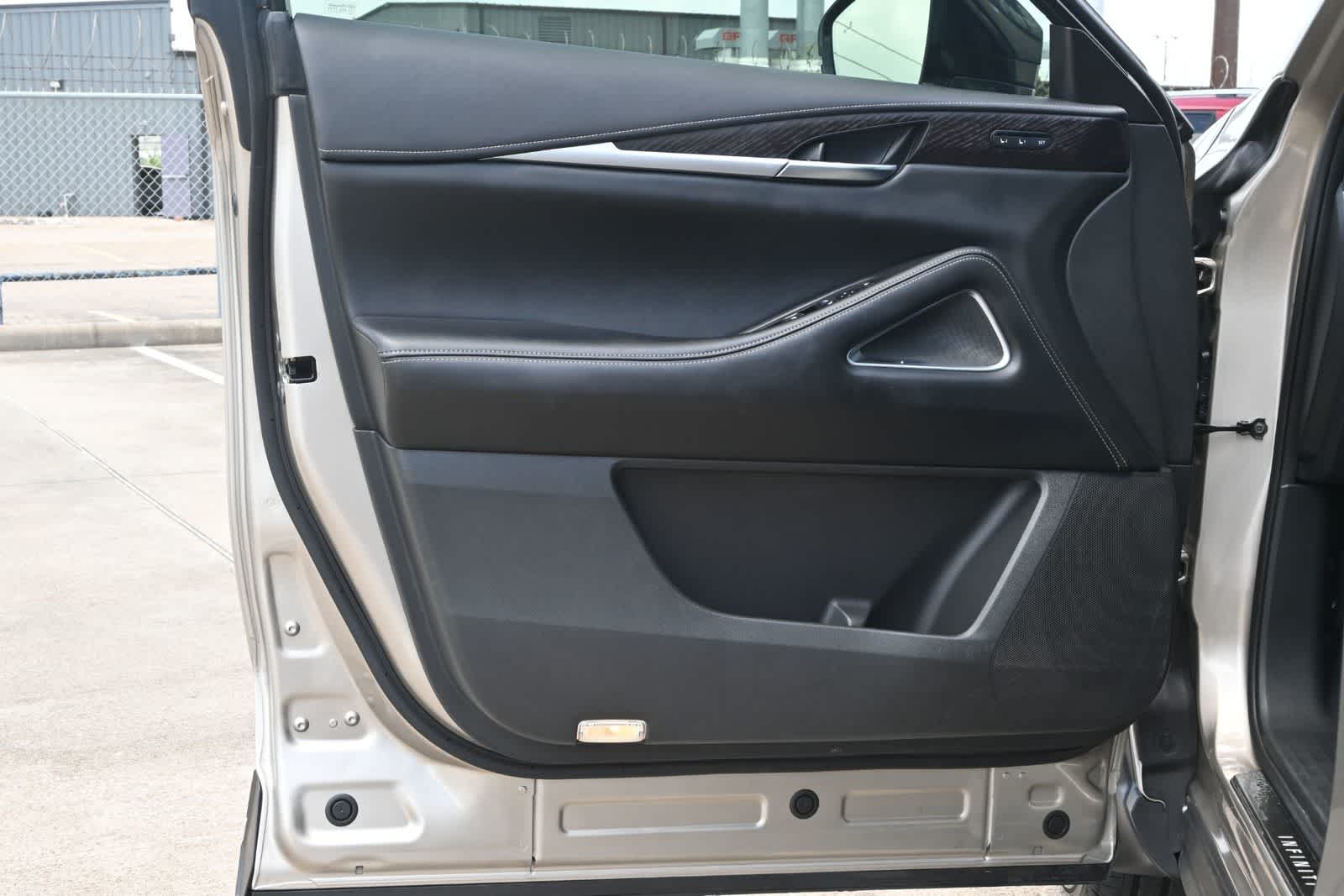 2023 INFINITI QX60 SENSORY