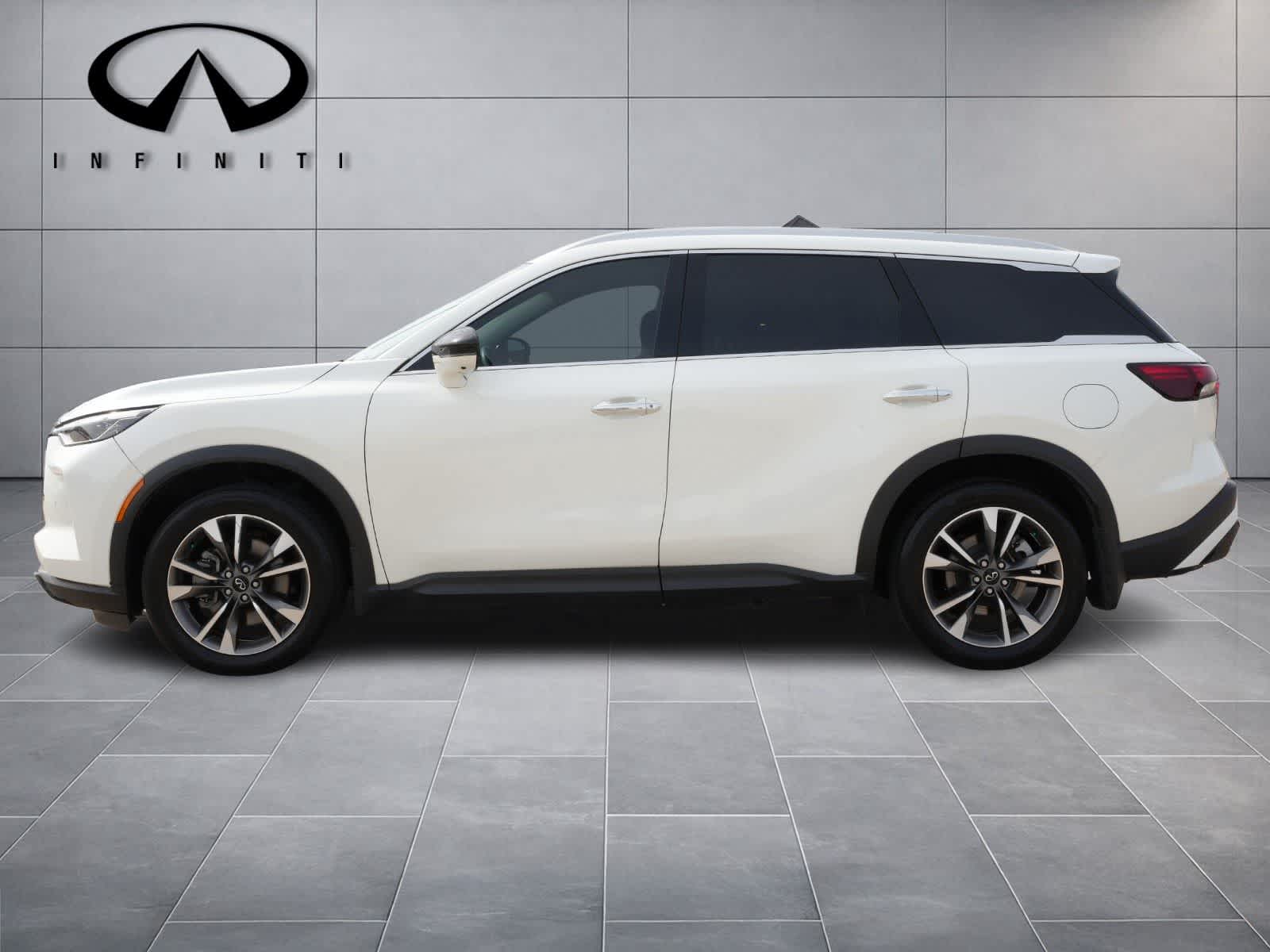 2023 INFINITI QX60 SENSORY