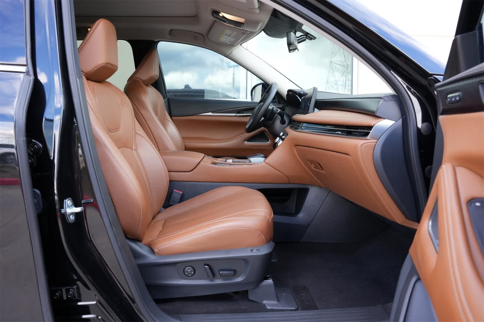 2024 INFINITI QX60 SENSORY