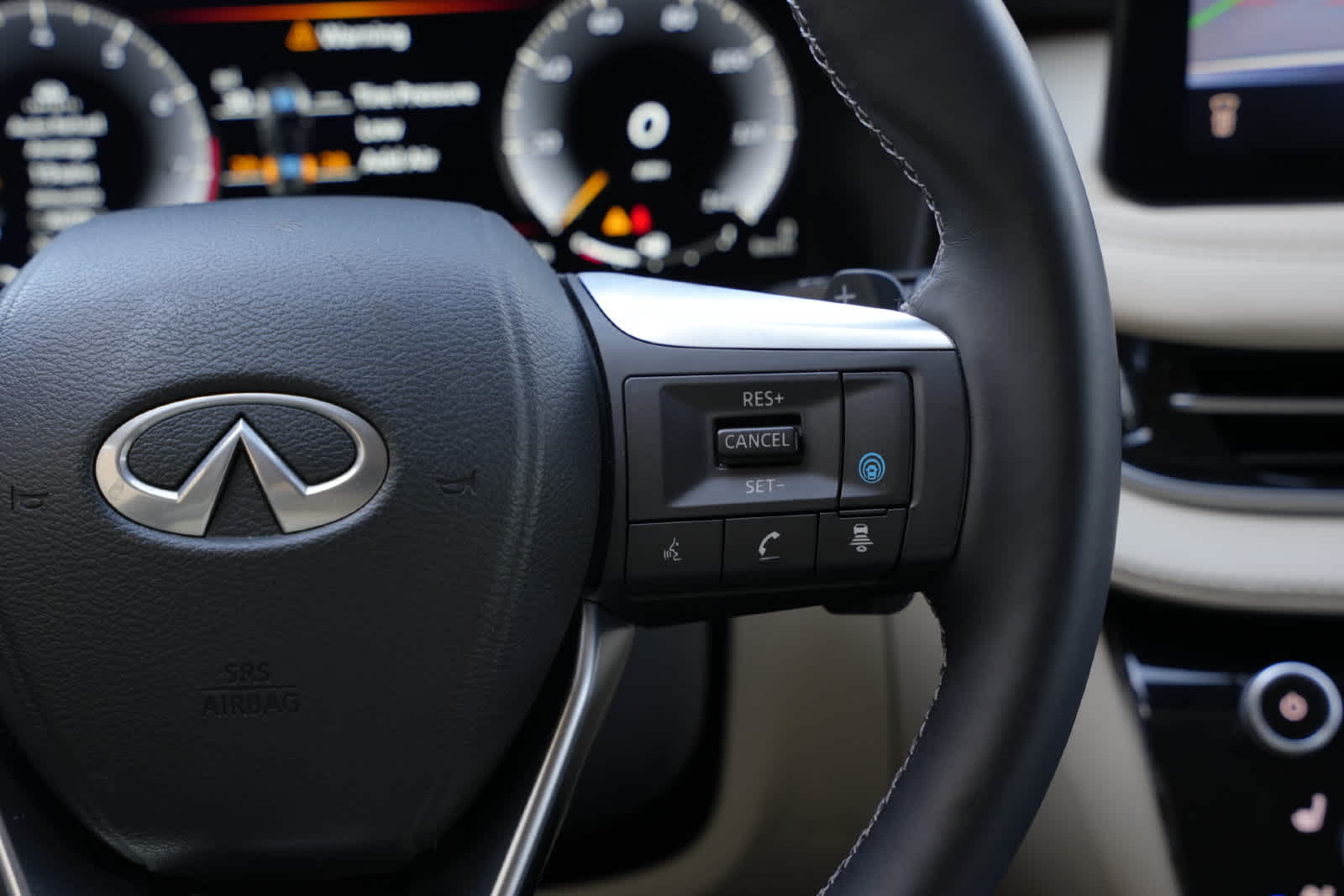 2024 INFINITI QX60 SENSORY