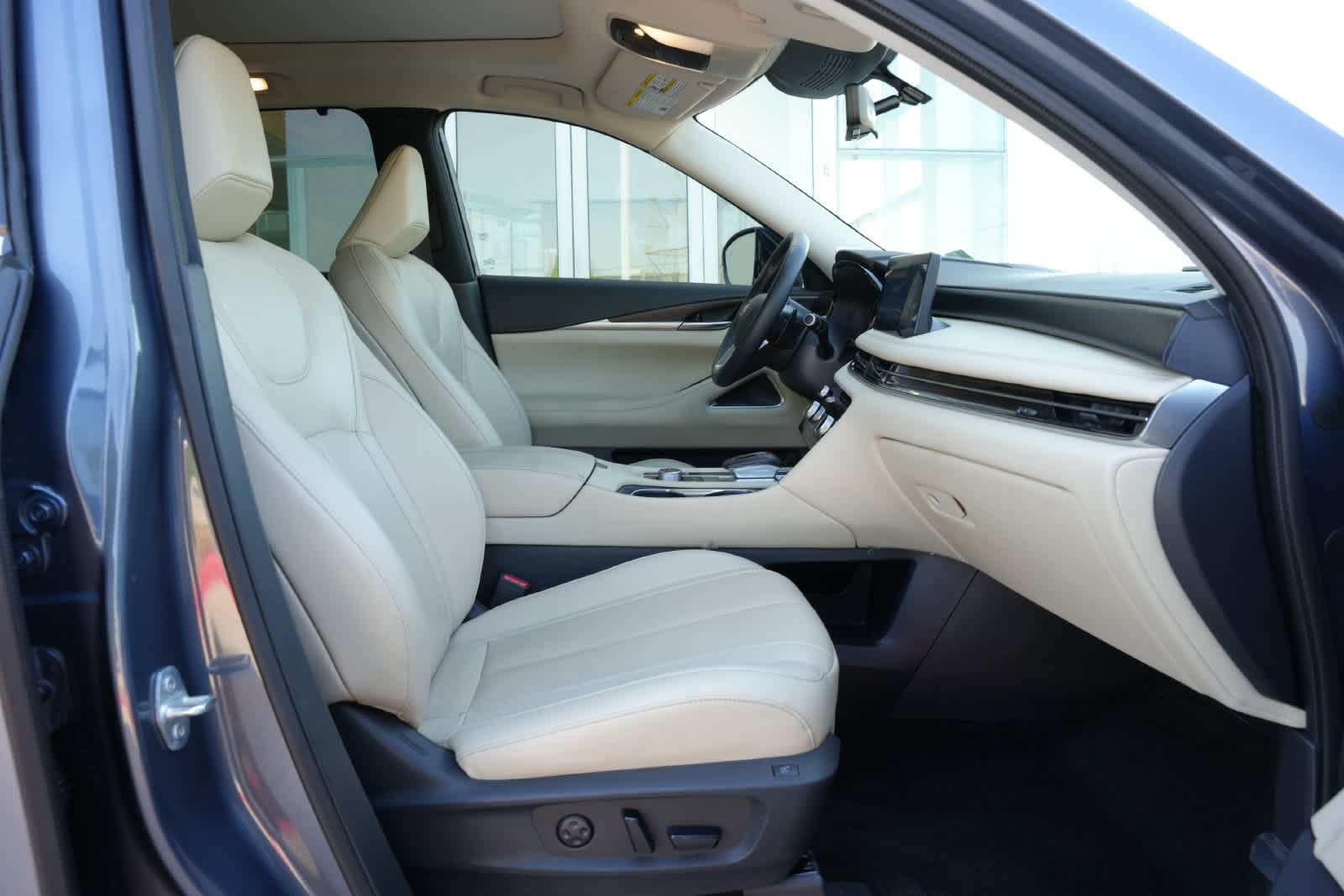 2024 INFINITI QX60 SENSORY