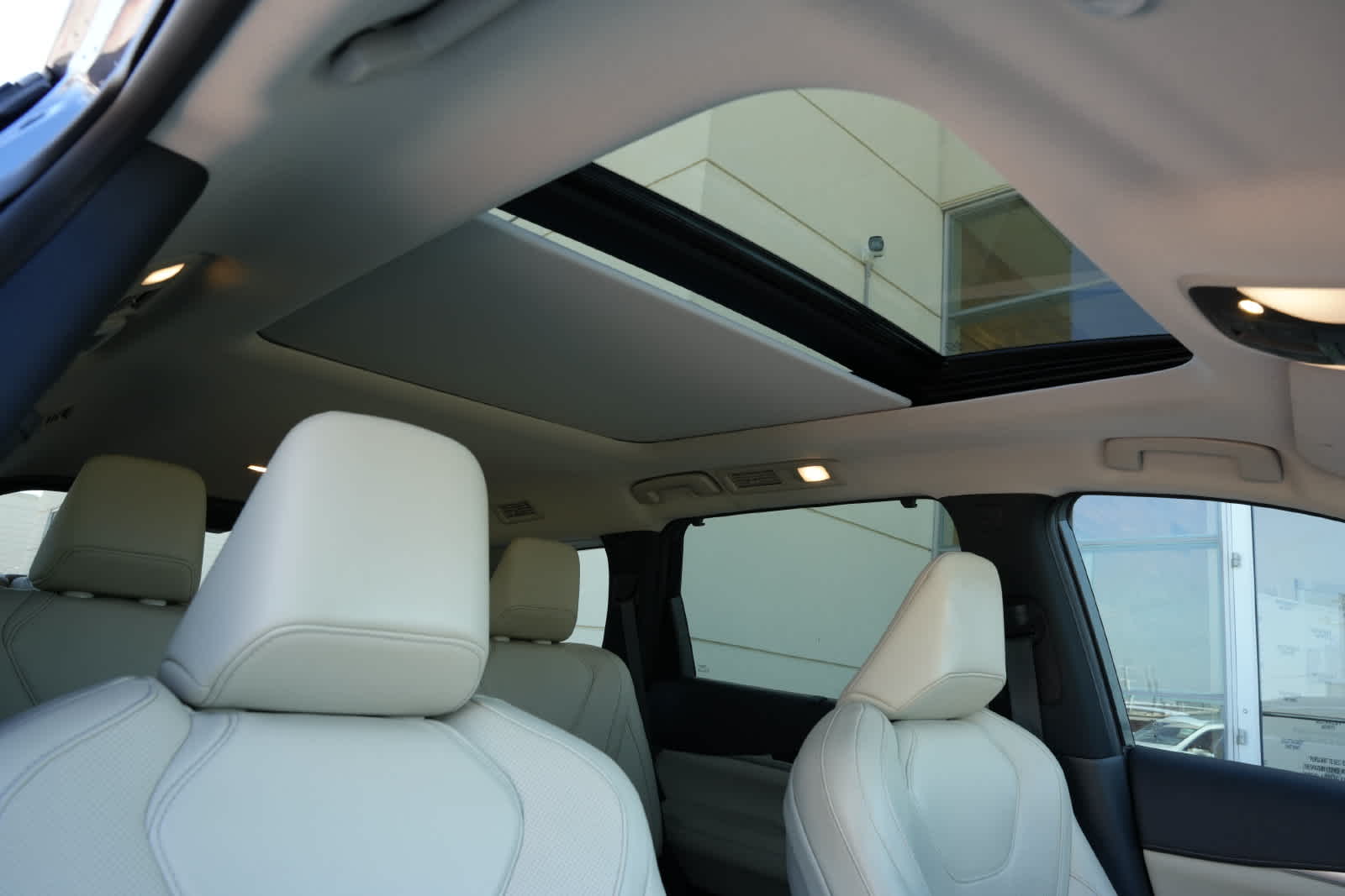 2024 INFINITI QX60 SENSORY