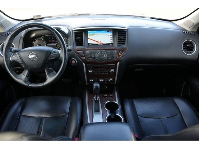 2017 Nissan Pathfinder Platinum