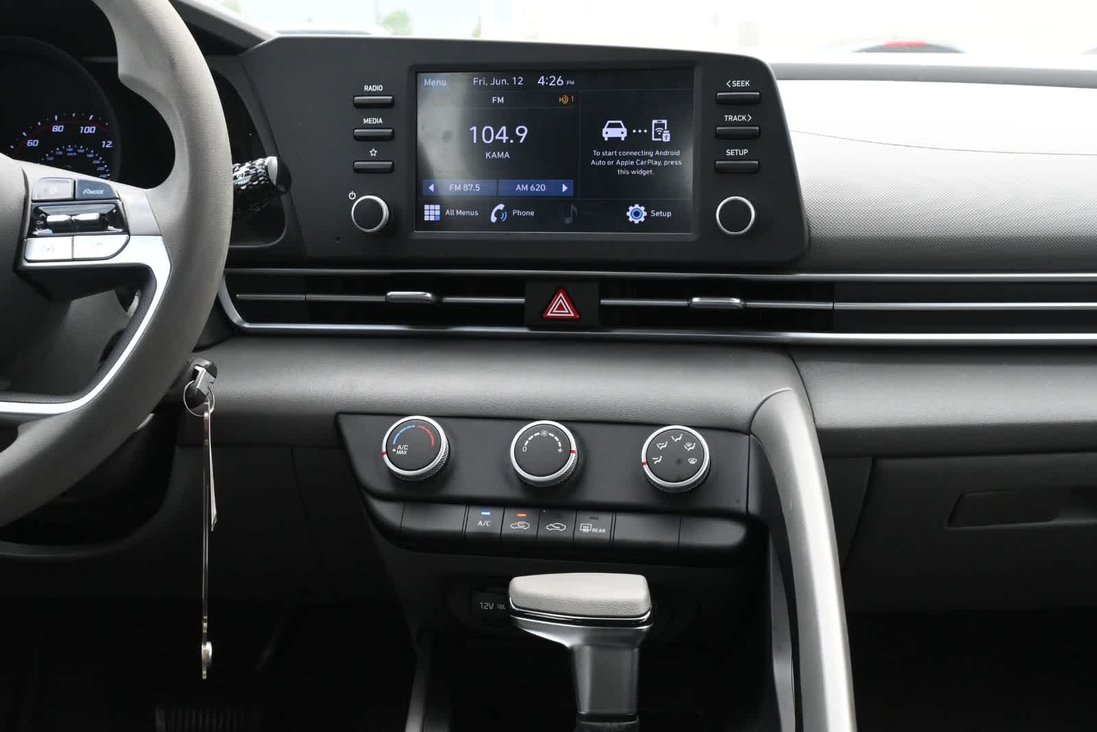 2021 Hyundai Elantra SE