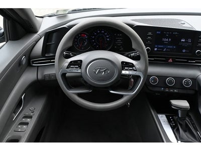 2021 Hyundai Elantra SE