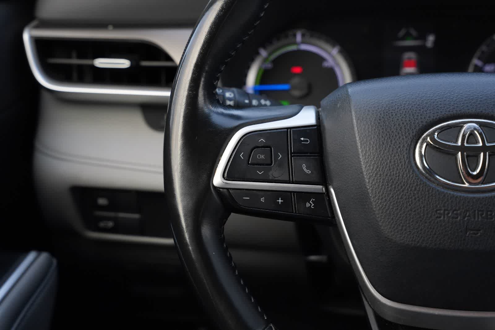 2022 Toyota Highlander Hybrid LE