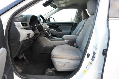 2022 Toyota Highlander Hybrid LE