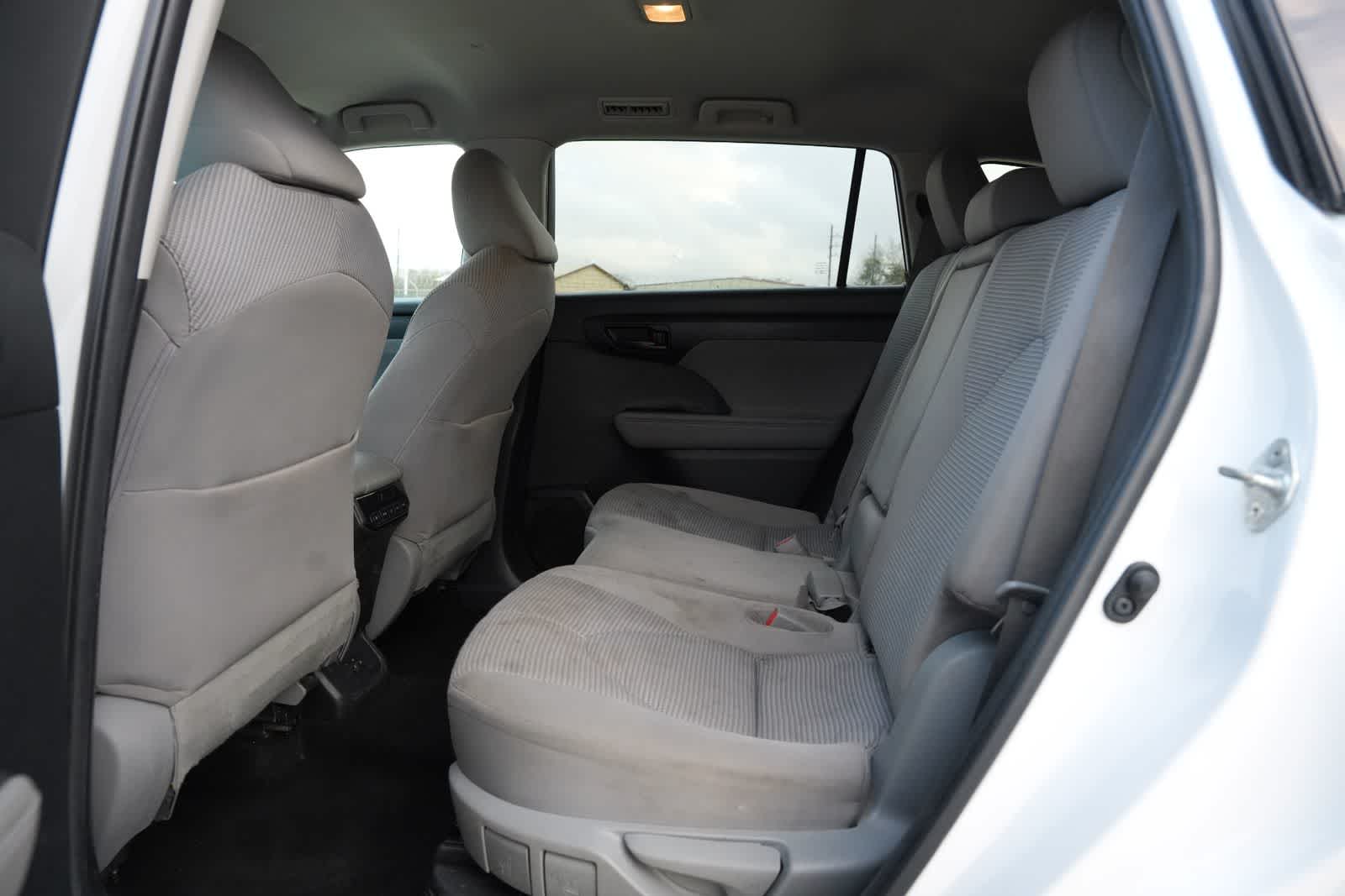 2022 Toyota Highlander Hybrid LE