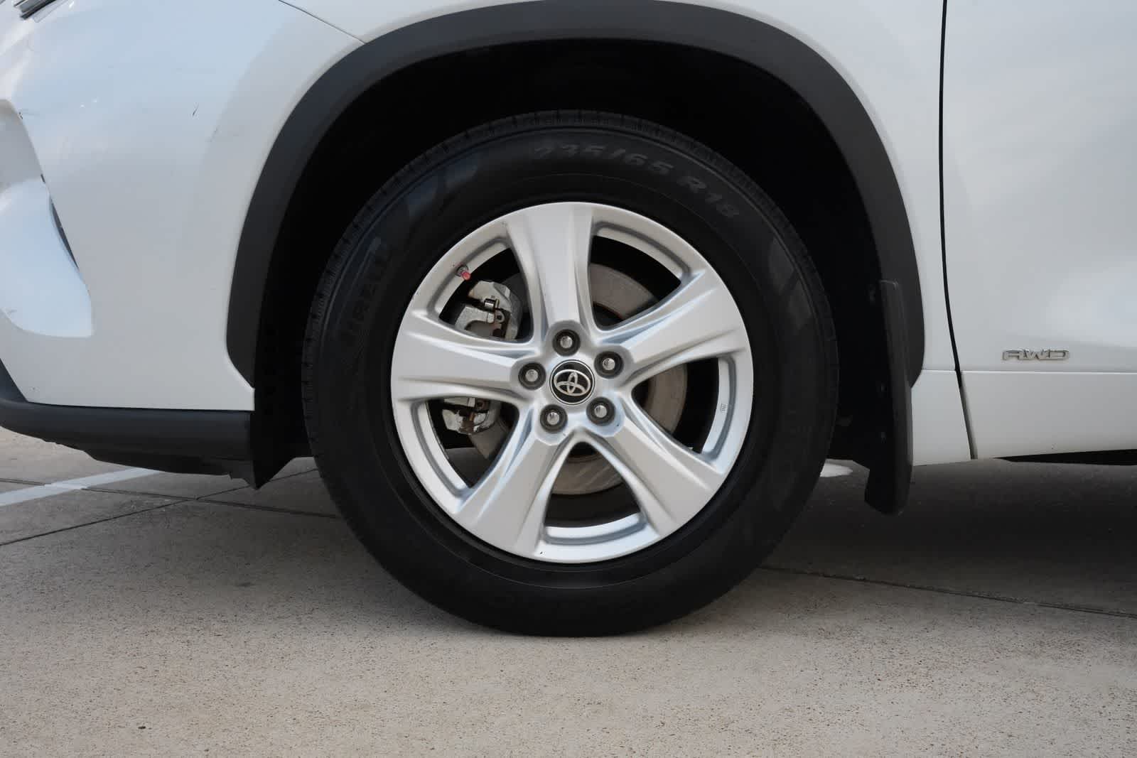 2022 Toyota Highlander Hybrid LE