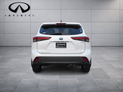 2022 Toyota Highlander Hybrid LE