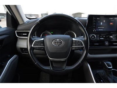 2022 Toyota Highlander Hybrid LE