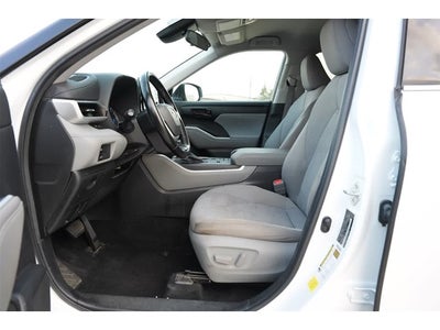 2022 Toyota Highlander Hybrid LE