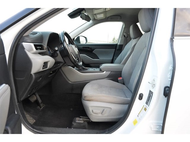 2022 Toyota Highlander Hybrid LE