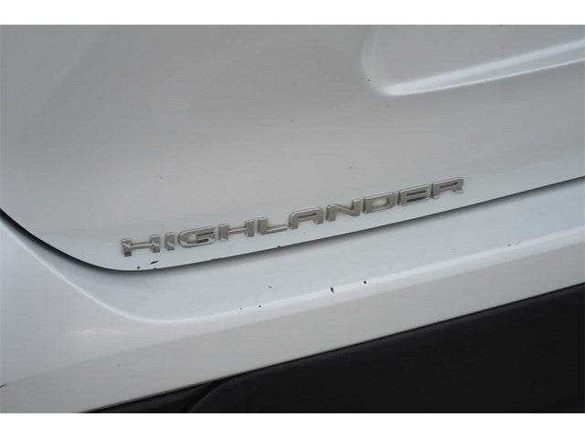 2022 Toyota Highlander Hybrid LE