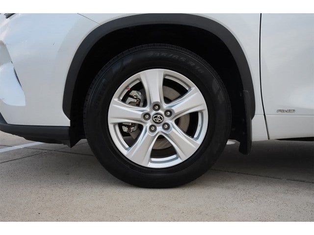 2022 Toyota Highlander Hybrid LE