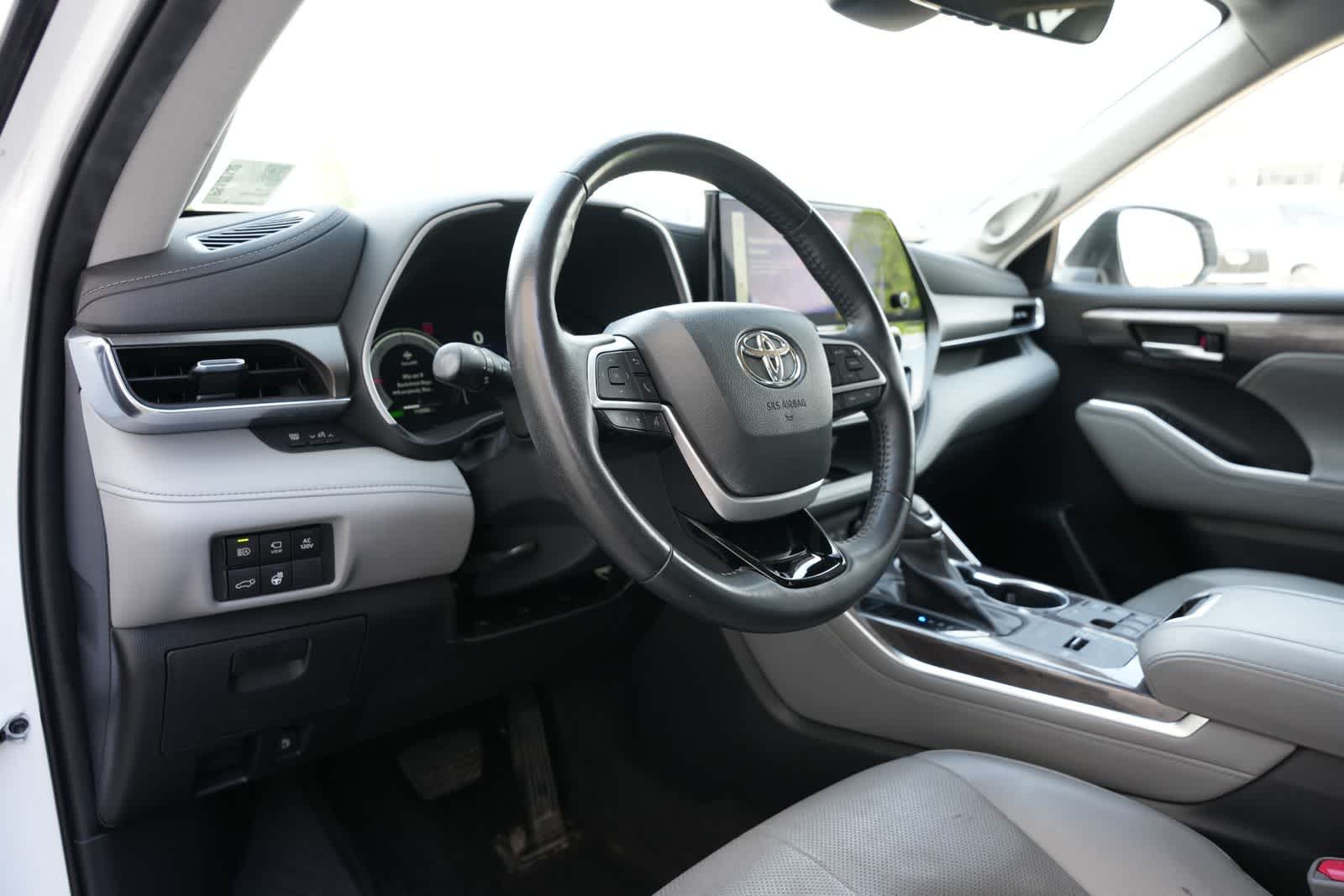 2023 Toyota Highlander Hybrid Limited