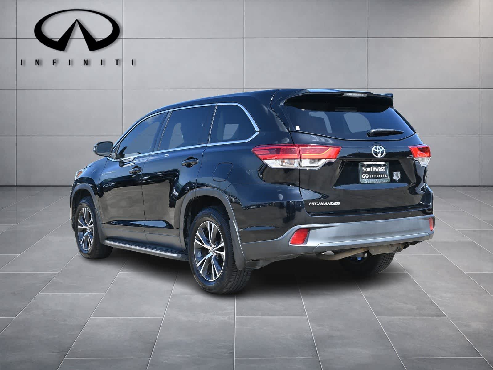 2019 Toyota Highlander LE