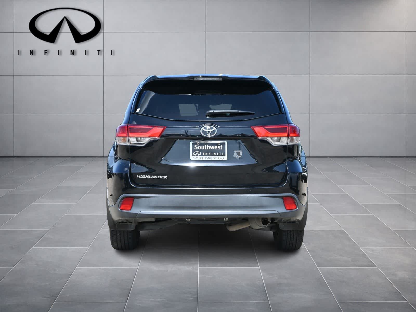 2019 Toyota Highlander LE