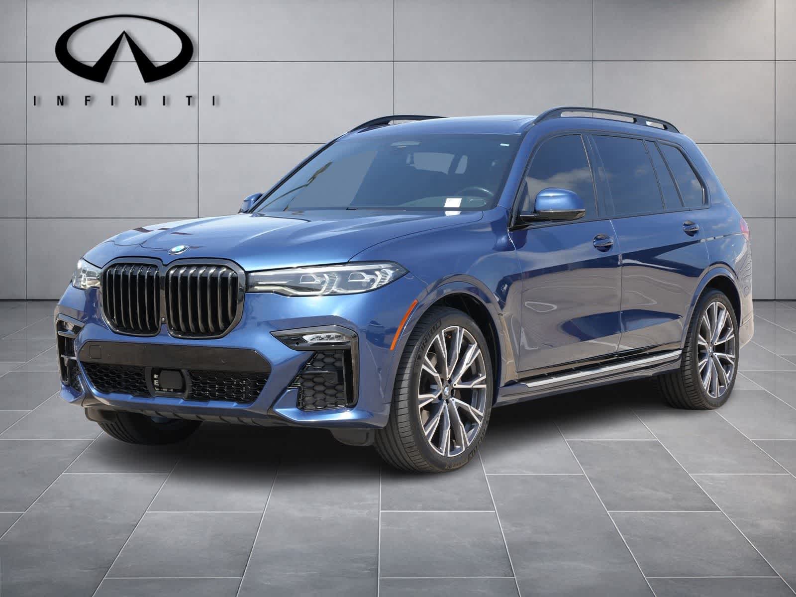 2021 BMW X7 xDrive40i's photo