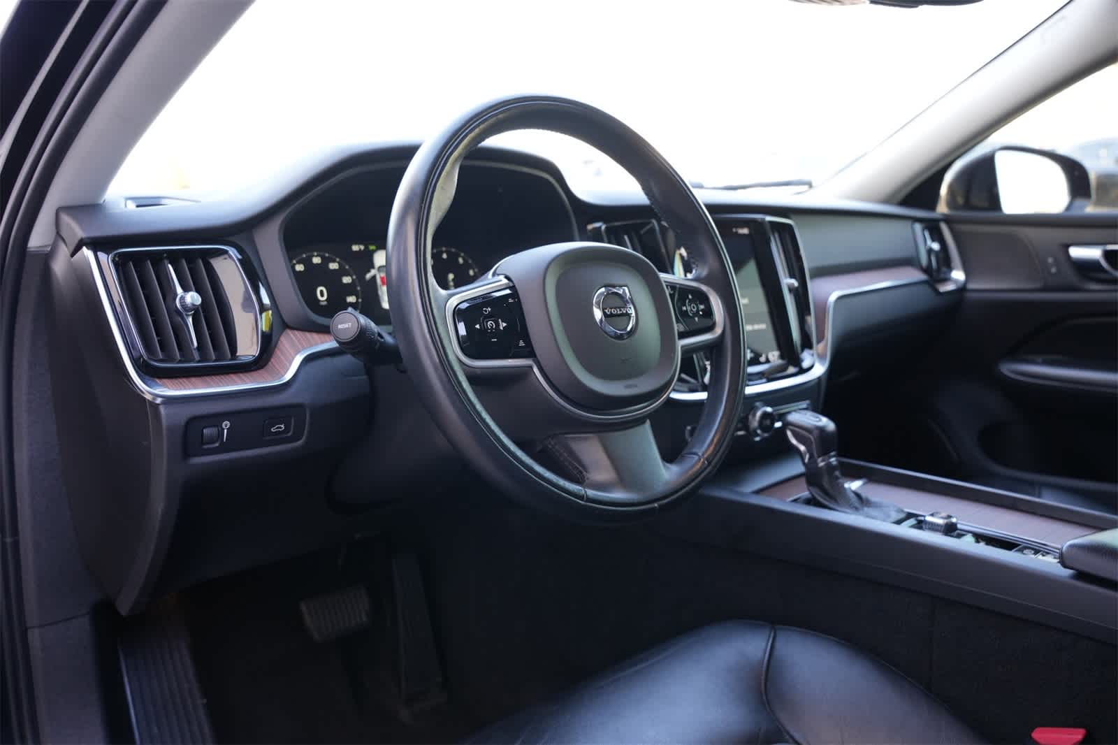 2021 Volvo S60 Momentum