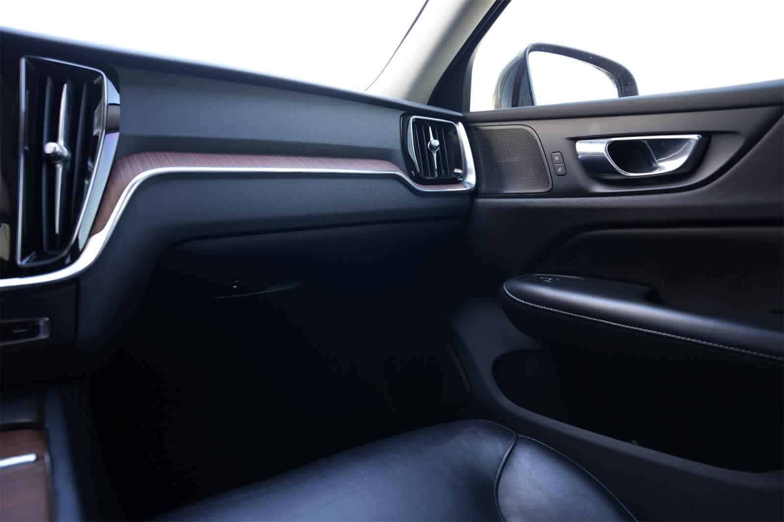 2021 Volvo S60 Momentum