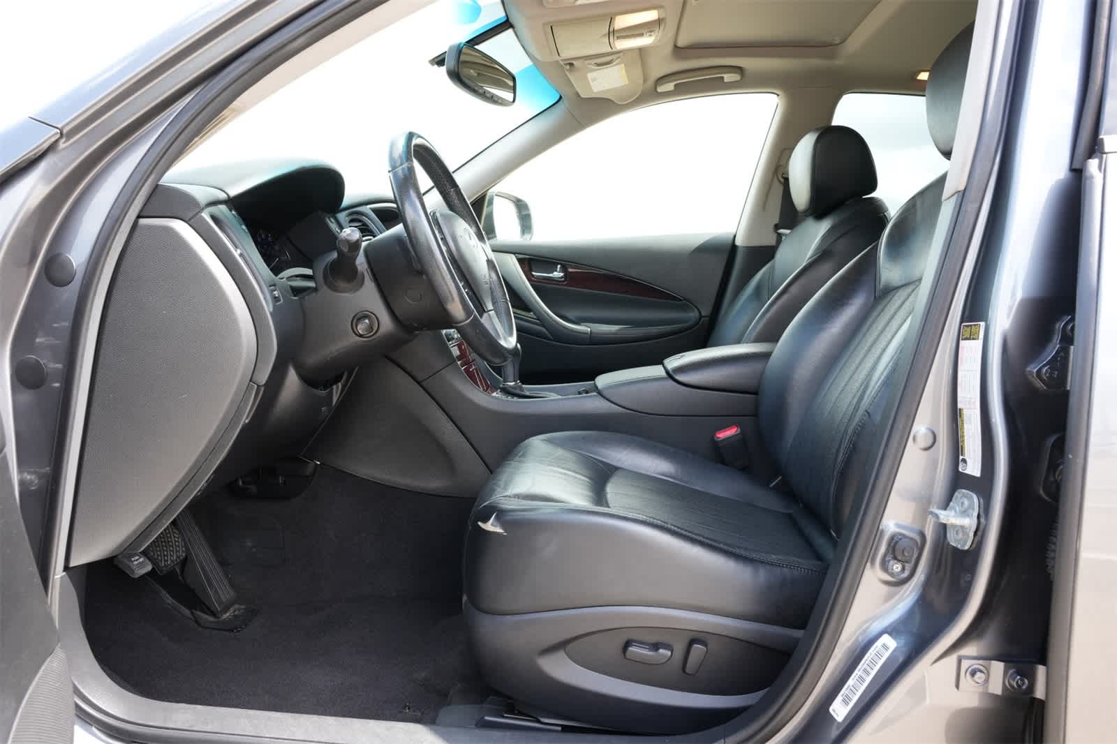 2016 INFINITI QX50 RWD 4dr