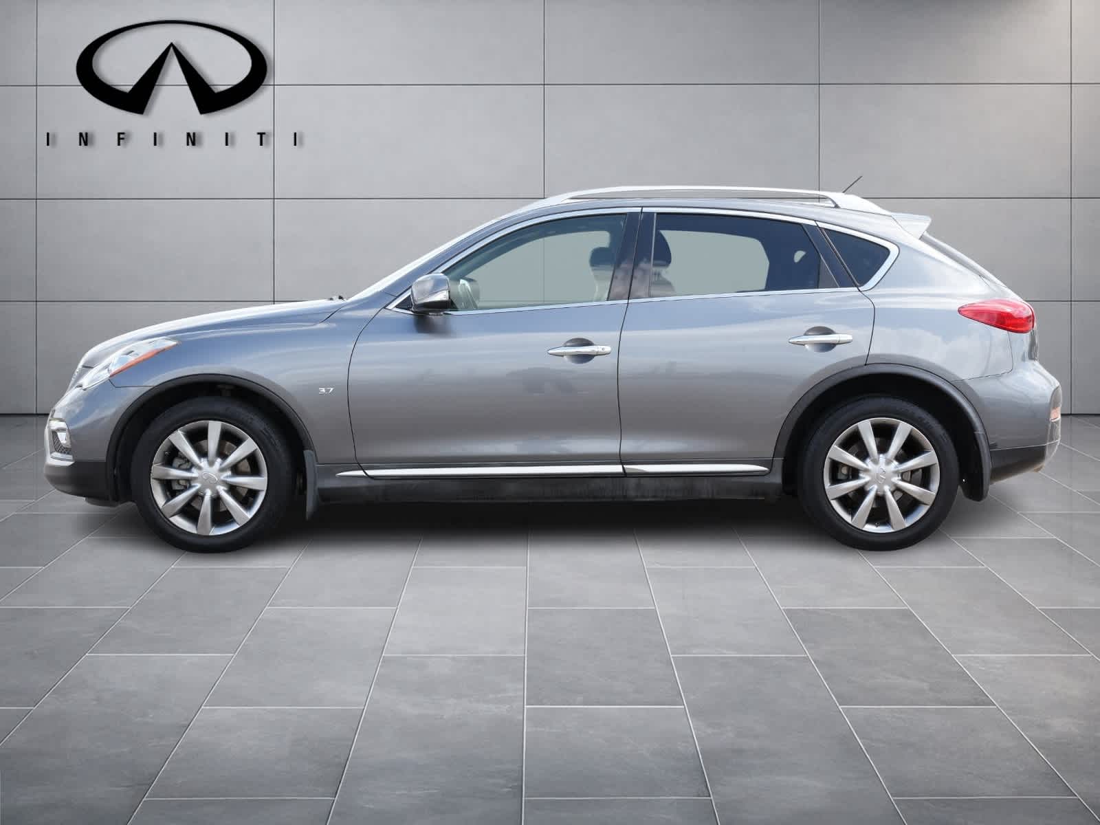 2016 INFINITI QX50 RWD 4dr
