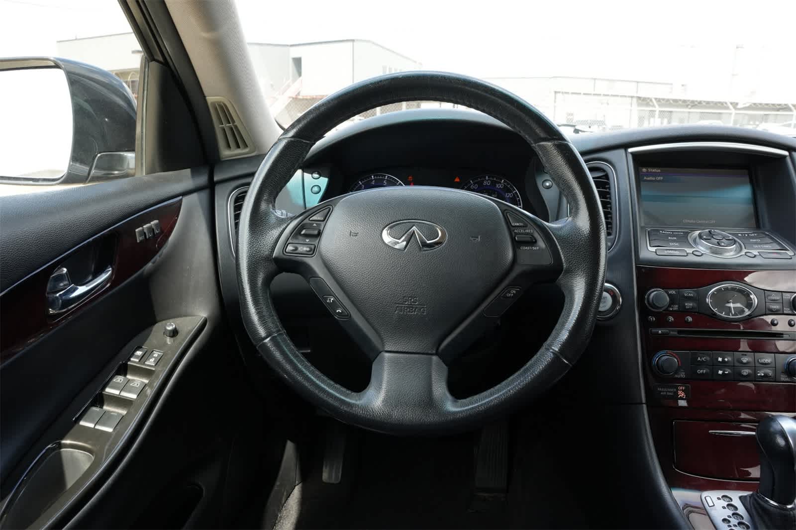 2016 INFINITI QX50 RWD 4dr