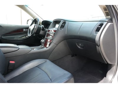 2016 INFINITI QX50 RWD 4dr