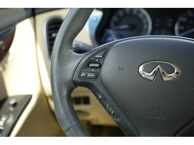 2016 INFINITI QX50 RWD 4dr