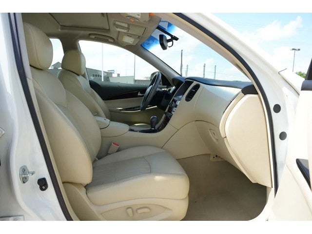 2016 INFINITI QX50 RWD 4dr