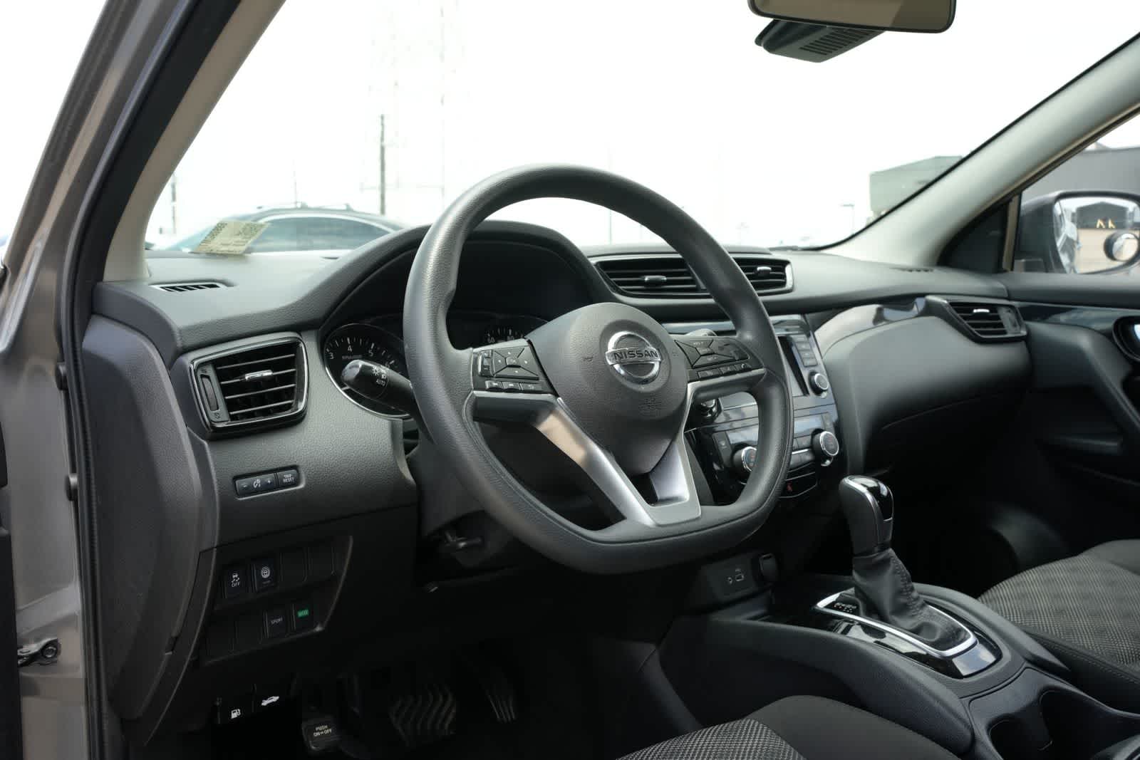 2020 Nissan Rogue Sport SV