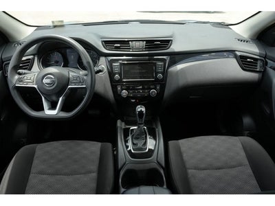 2020 Nissan Rogue Sport SV