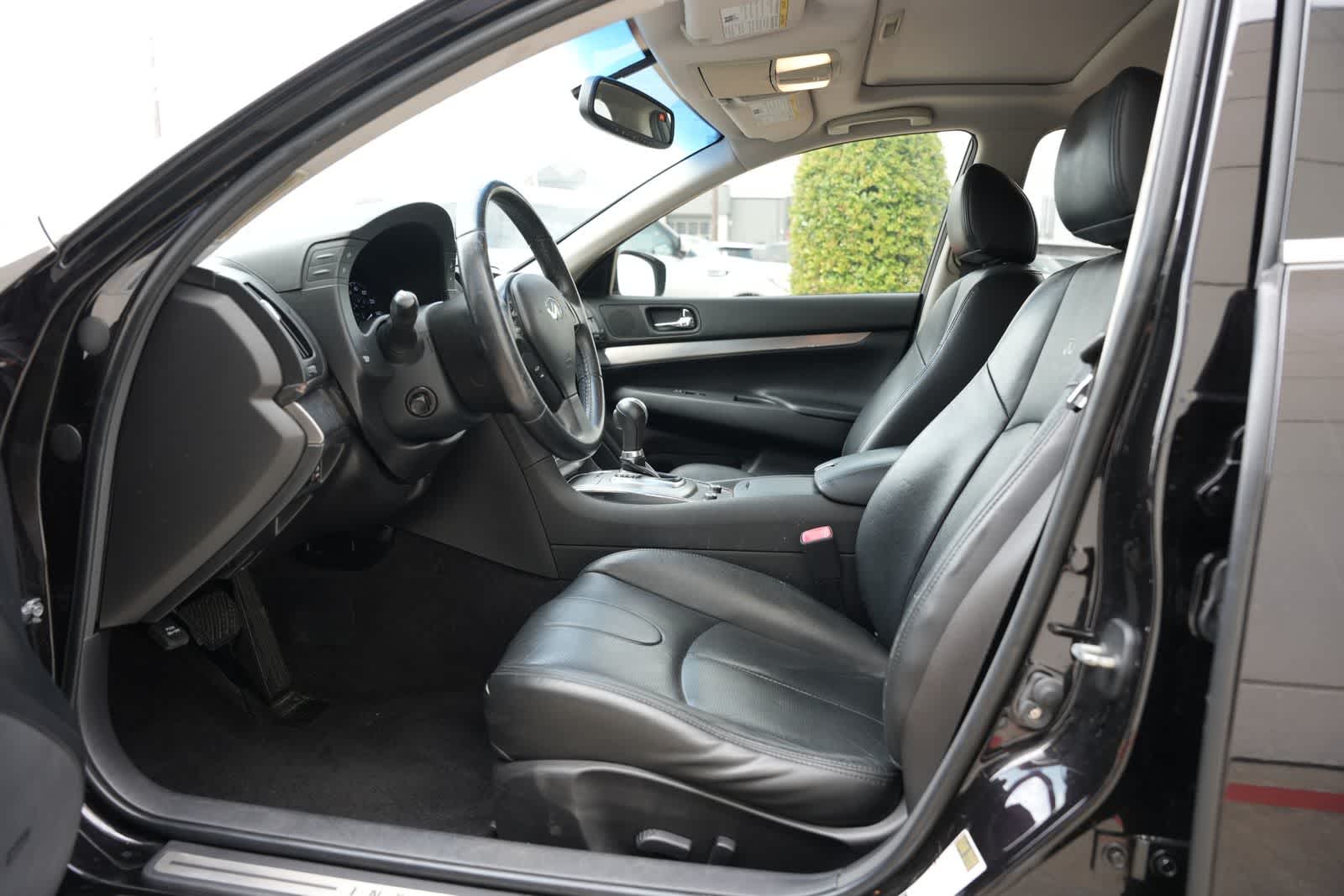 2012 INFINITI G37 Sedan Journey