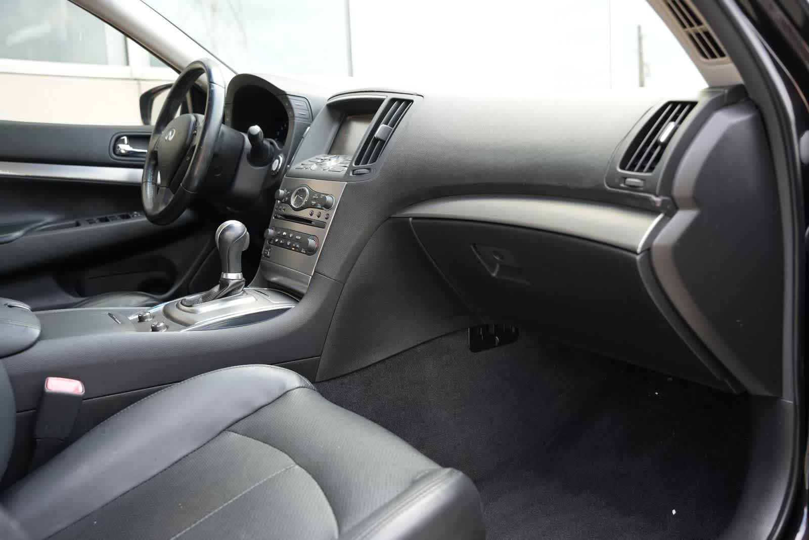 2012 INFINITI G37 Sedan Journey