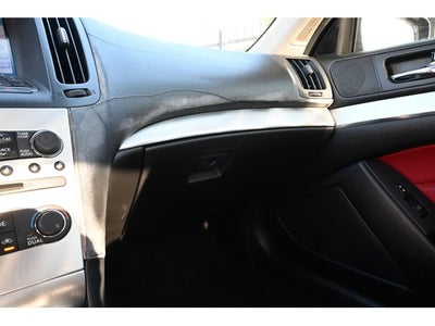 2011 INFINITI G37 Coupe IPL