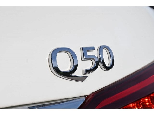 2023 INFINITI Q50 LUXE