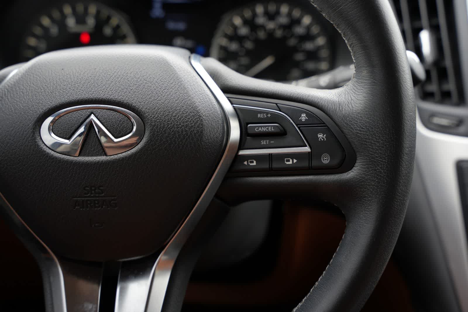2023 INFINITI Q50 LUXE
