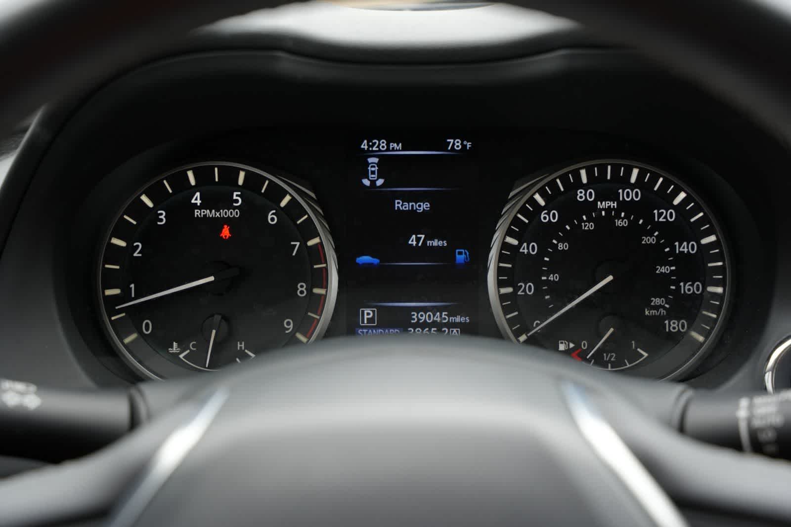 2023 INFINITI Q50 LUXE