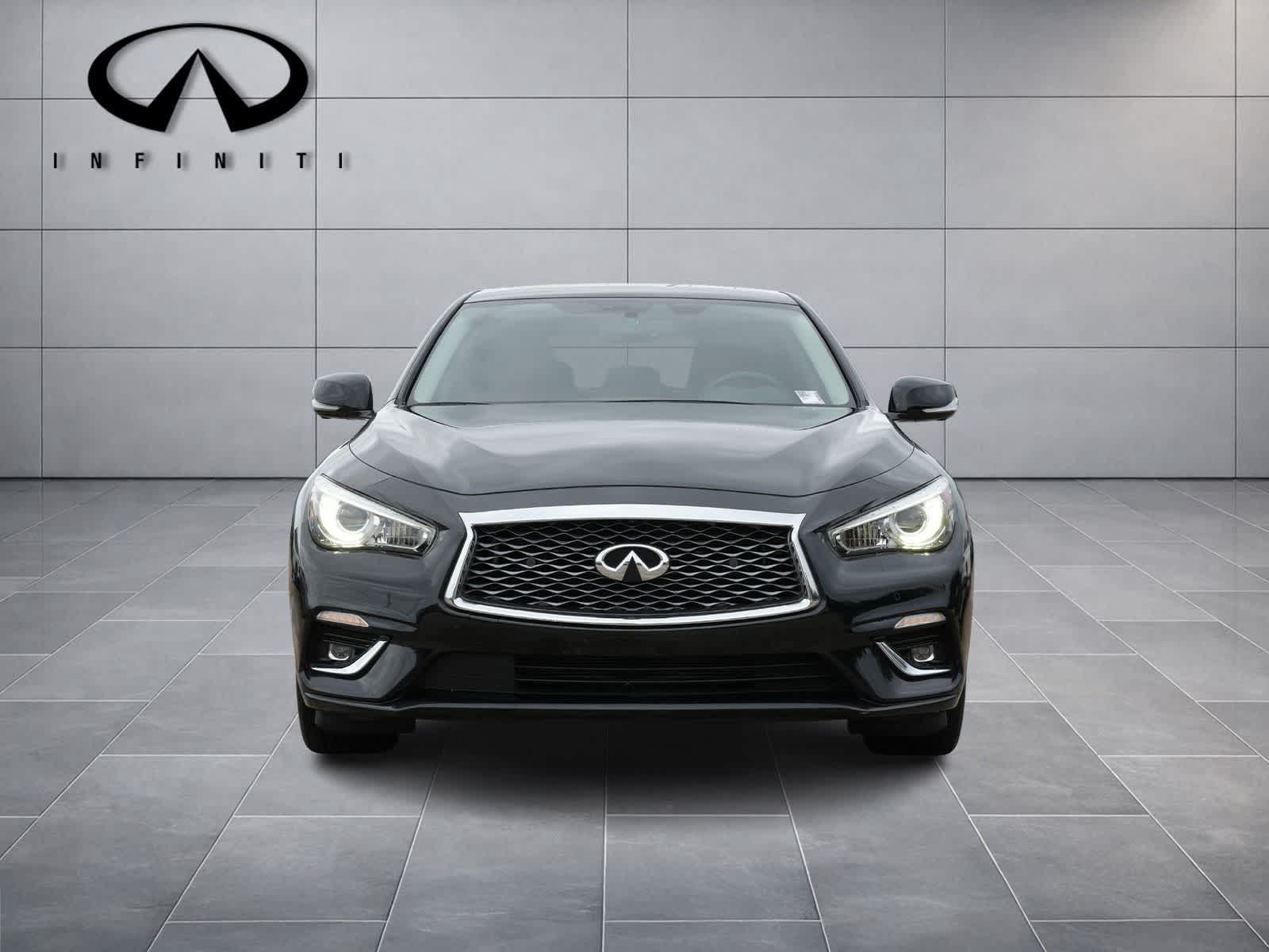 2023 INFINITI Q50 LUXE