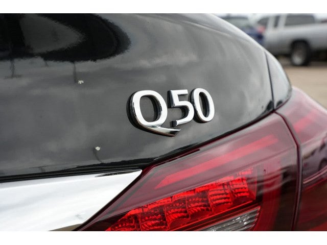 2023 INFINITI Q50 LUXE