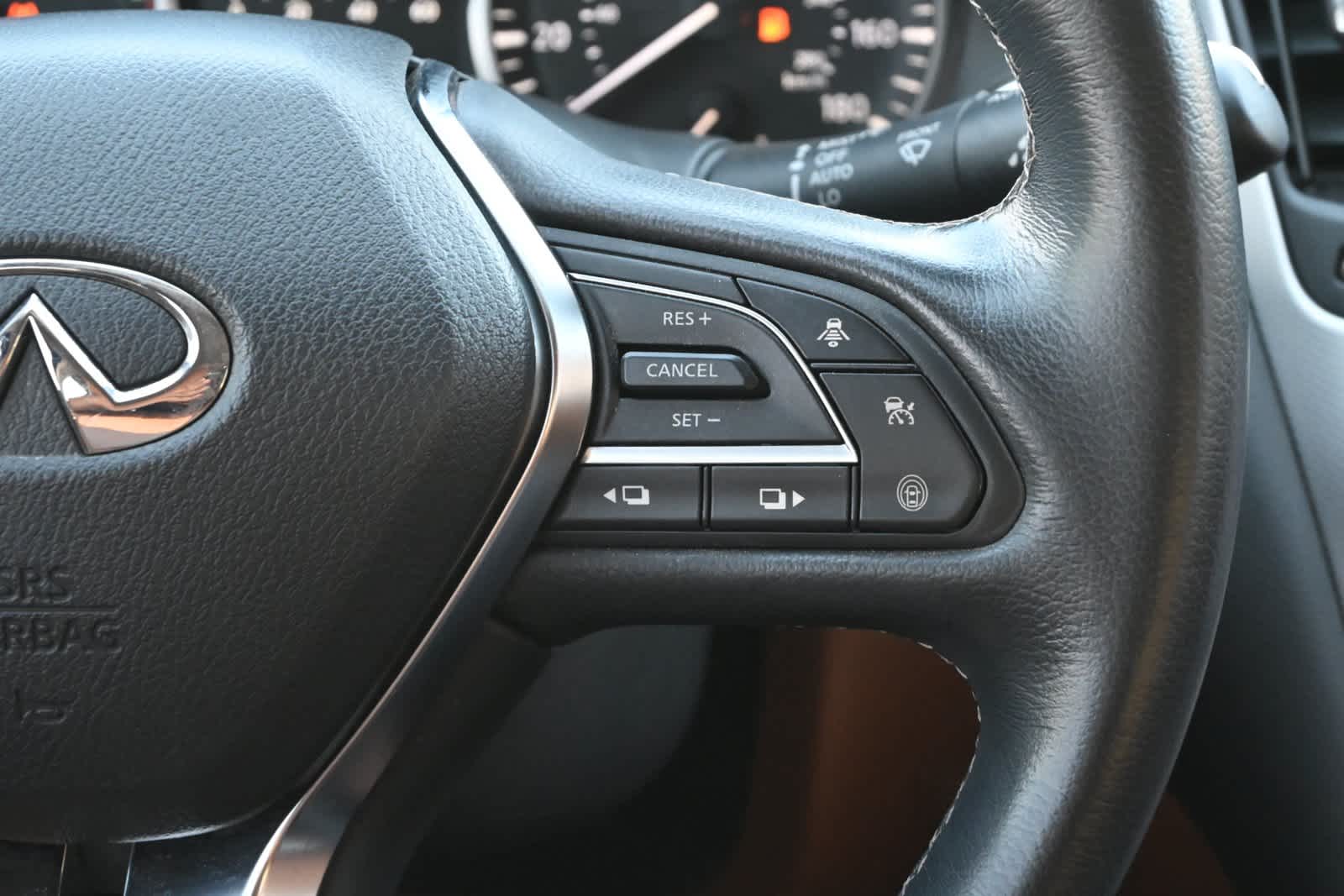 2023 INFINITI Q50 LUXE