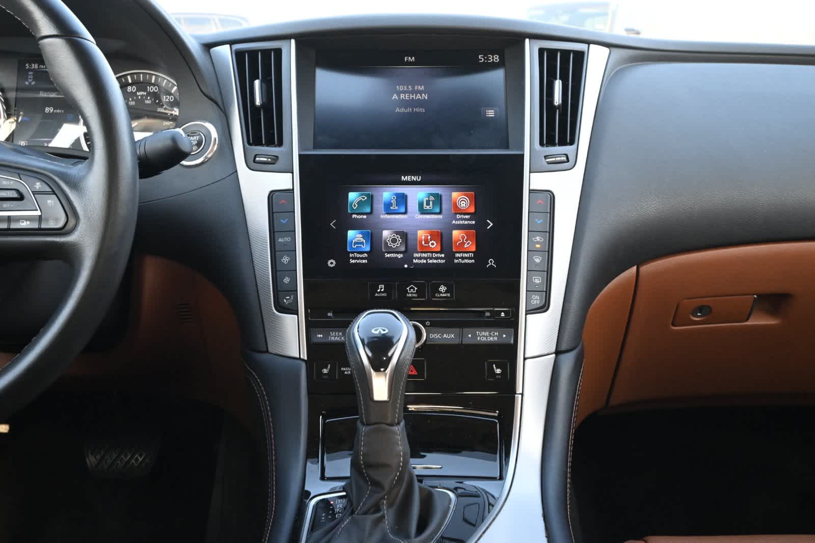 2023 INFINITI Q50 LUXE