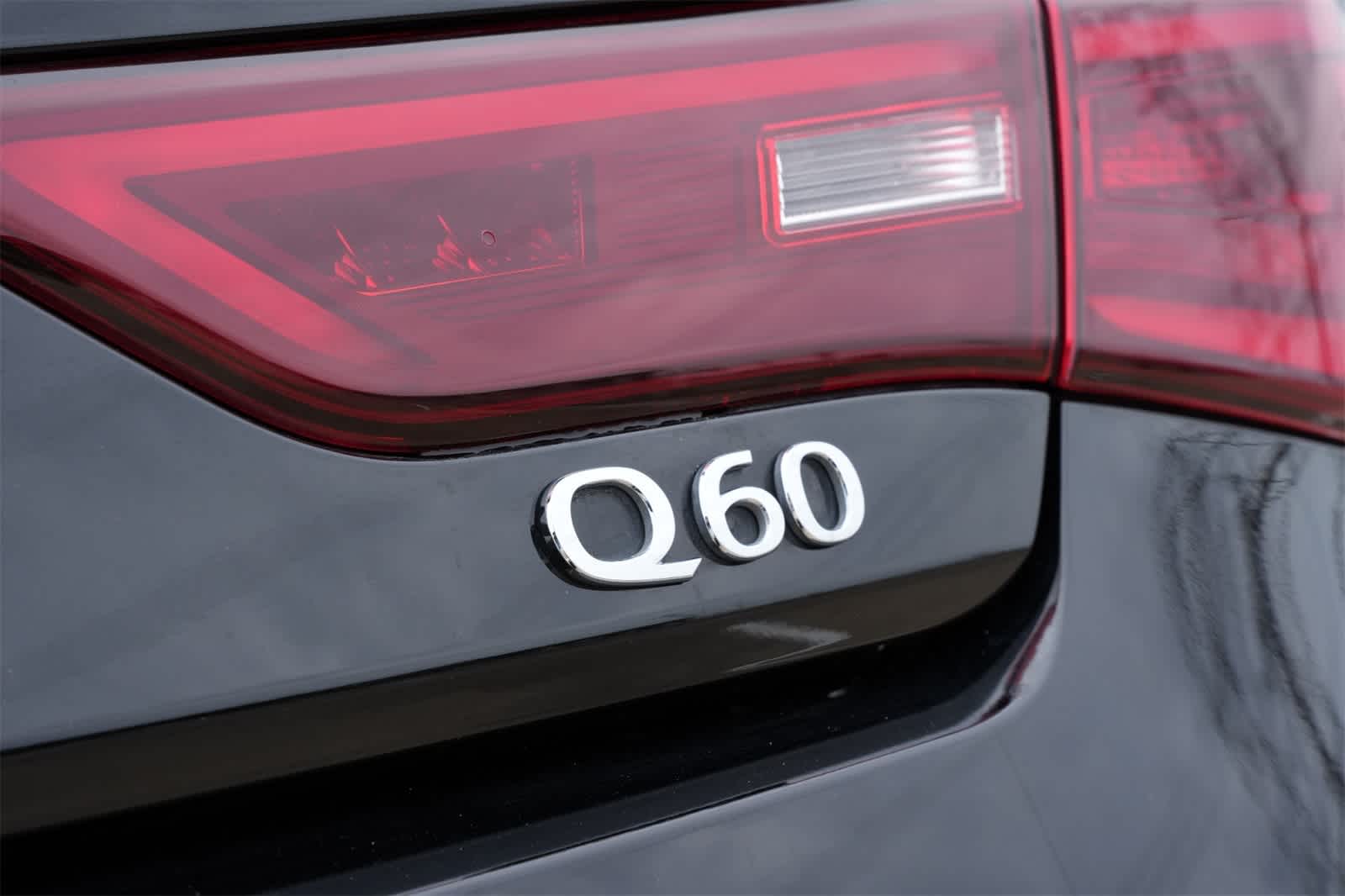 2018 INFINITI Q60 3.0t LUXE