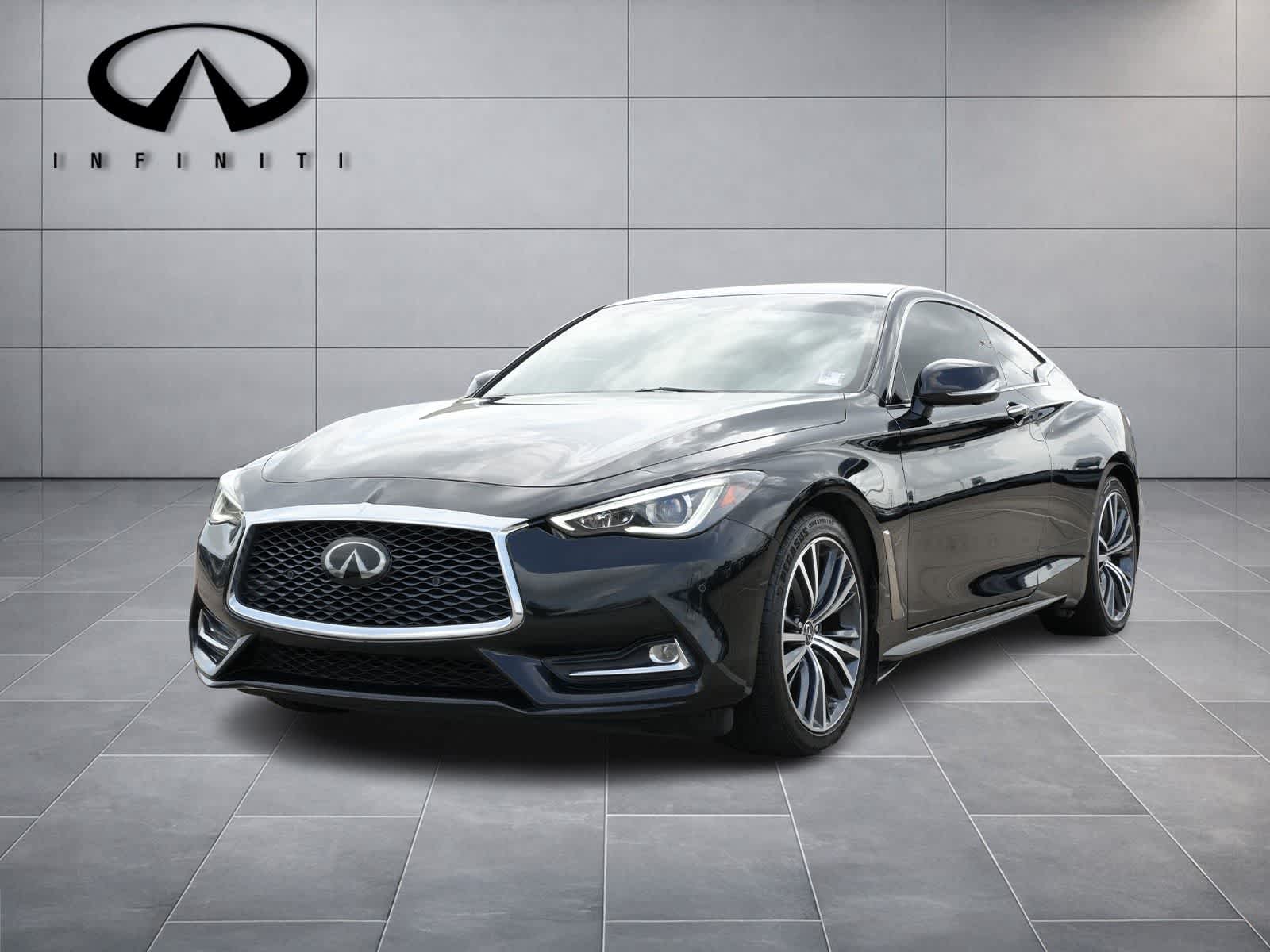 2022 INFINITI Q60 LUXE