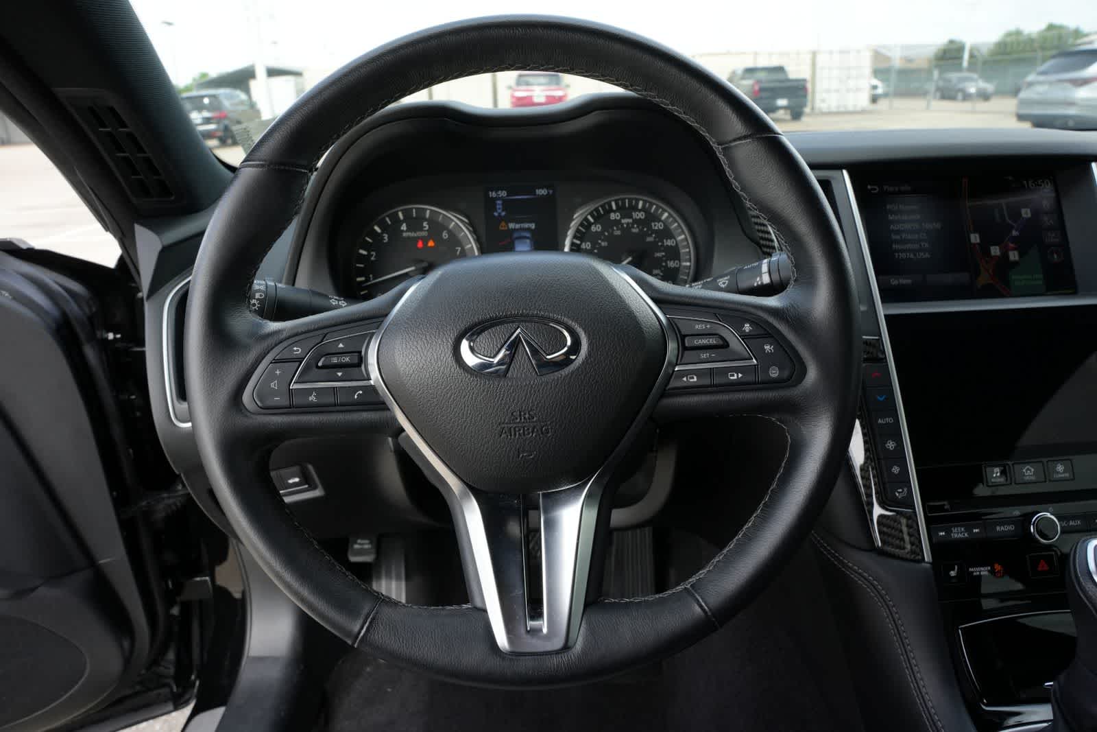 2022 INFINITI Q60 LUXE